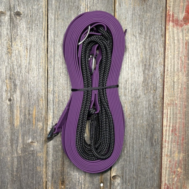Longues rênes en sangle HEXA mauve enroulées, drisses noires