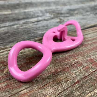 Cordes et Galop - natural horsemanship - horse ground work - equine businesses - horsemanship - horse - horses - red - Hookilpenn pink - Hookilpenn rose - Attache de sécurité